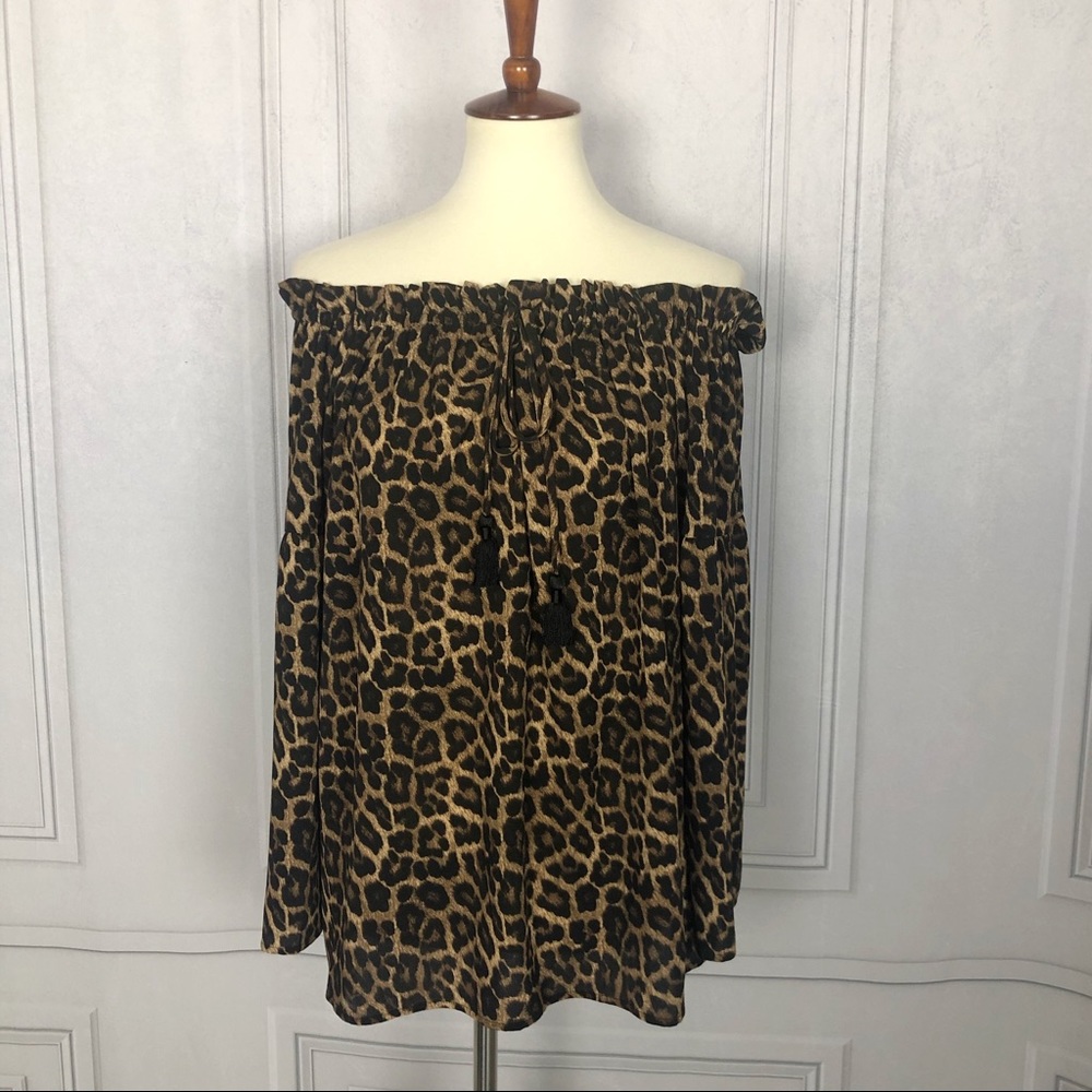 Michael Kors Leopard Print Off Shoulder Blouse SzL - Picture 1 of 7